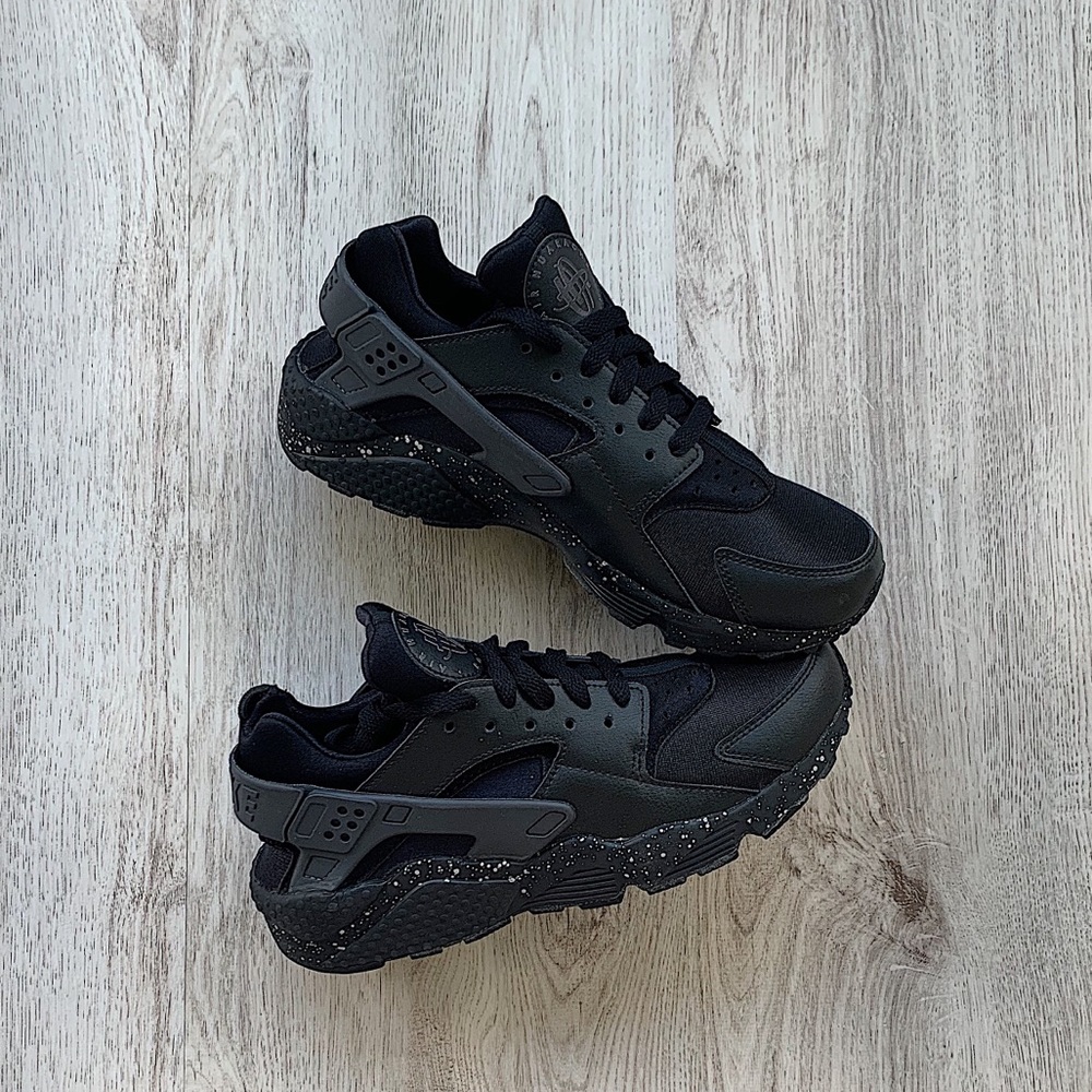 Nike ID custom huarache run sneakers - Picture 2 of 6